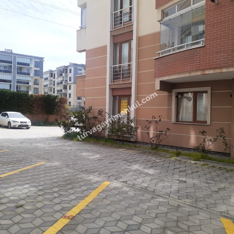 4 MEVSİM EVLERİNDE BAHÇE KATI 2+1 SATILIK DAİRE