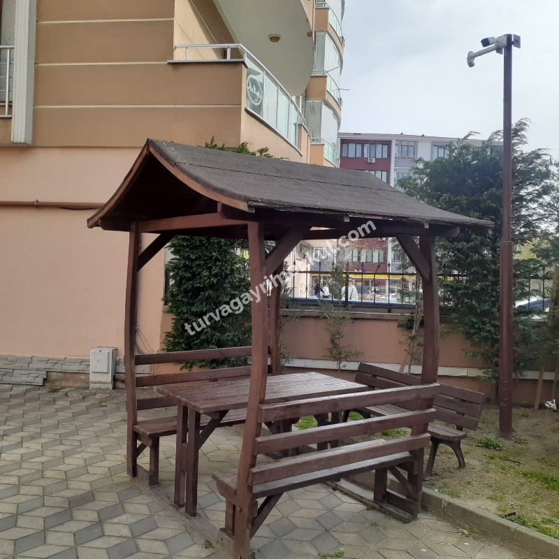 4 MEVSİM EVLERİNDE BAHÇE KATI 2+1 SATILIK DAİRE