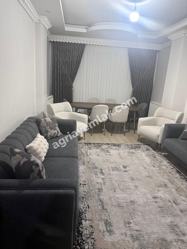 CENAS OTEL KARŞISINDA K-B.CEPHELİ 4. KAT 120M2 SATILIK 2+1 DAİRE