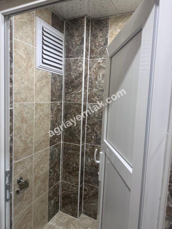 CENAS OTEL KARŞISINDA K-B.CEPHELİ 4. KAT 120M2 SATILIK 2+1 DAİRE