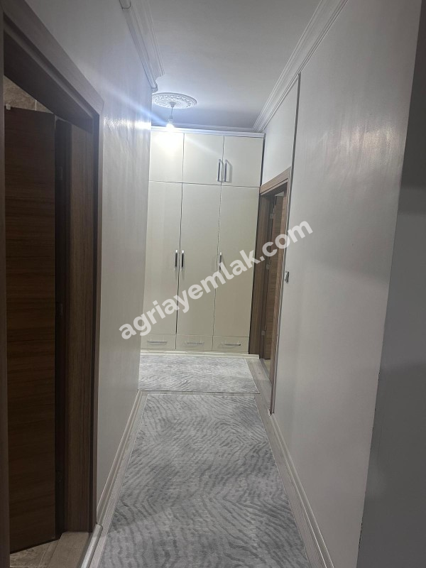CENAS OTEL KARŞISINDA K-B.CEPHELİ 4. KAT 120M2 SATILIK 2+1 DAİRE