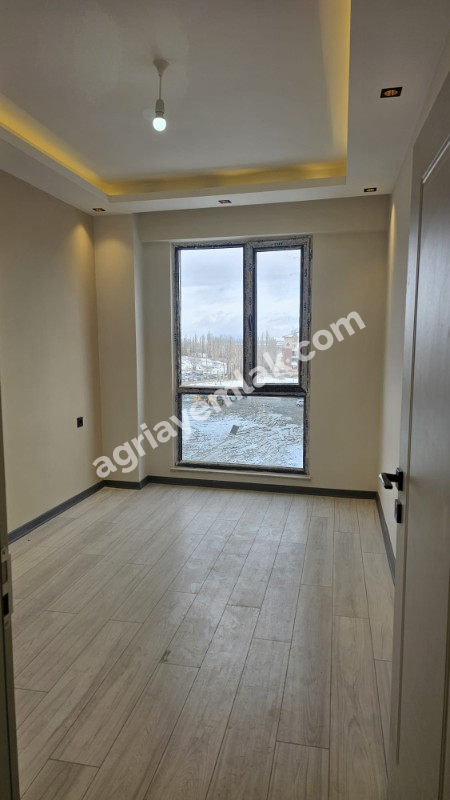 Bey sitesi ATSO karşısı Satılık 2+1 Daire (0 Yaşında, 66 M2)