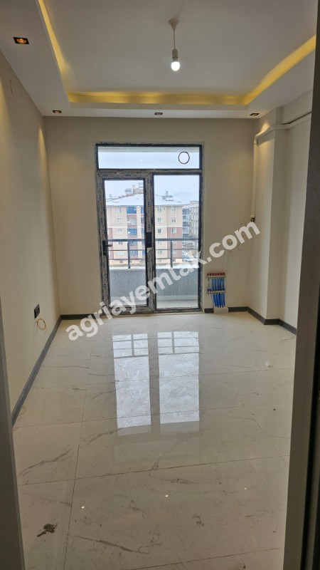 Bey sitesi ATSO karşısı Satılık 2+1 Daire (0 Yaşında, 66 M2)