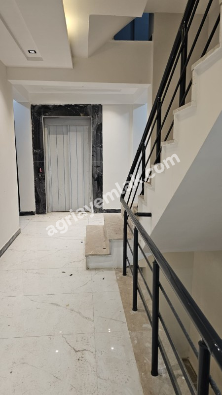 Bey sitesi ATSO karşısı Satılık 2+1 Daire (0 Yaşında, 66 M2)