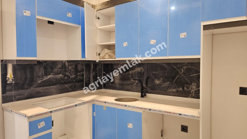 Bey sitesi ATSO karşısı Satılık 2+1 Daire (0 Yaşında, 66 M2)