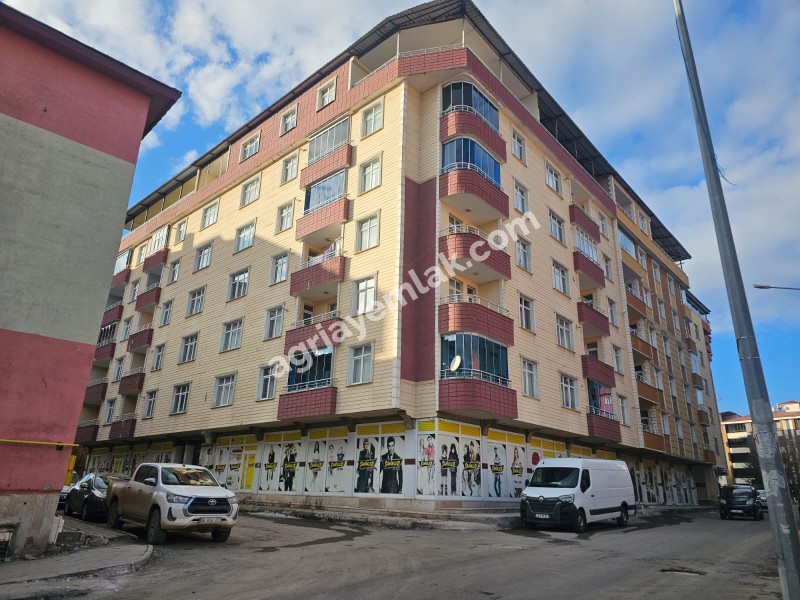 YETİŞTİRME YURDUNUN YANI 5.KAT DUBLEX 5+2+TERAS SATILIK DAİRE