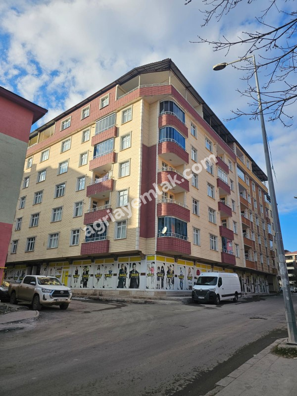 YETİŞTİRME YURDUNUN YANI 5.KAT DUBLEX 5+2+TERAS SATILIK DAİRE