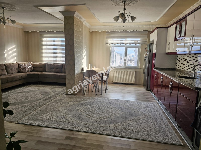YETİŞTİRME YURDUNUN YANI 5.KAT DUBLEX 5+2+TERAS SATILIK DAİRE
