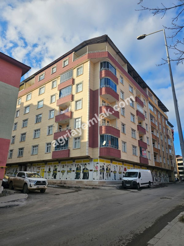 YETİŞTİRME YURDUNUN YANI 5.KAT DUBLEX 5+2+TERAS SATILIK DAİRE