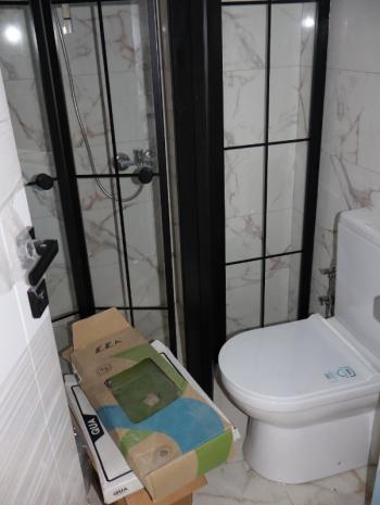 Antre Emlak'tan Kiralık Bahçelievler'de Hastane Yanı 2+1 Doğalgazlı Asansörlü Ebeveyn Banyolu Sıfır Daire