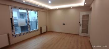 Antre Emlak'tan Kiralık Bahçelievler'de Hastane Yanı 2+1 Doğalgazlı Asansörlü Ebeveyn Banyolu Sıfır Daire