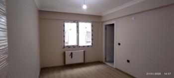 Antre Emlak'tan Kiralık Bahçelievler'de Hastane Yanı 2+1 Doğalgazlı Asansörlü Ebeveyn Banyolu Sıfır Daire