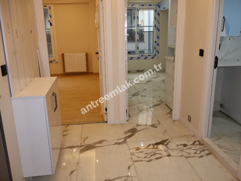 Antre Emlak'tan Kiralık Bahçelievler'de Hastane Yanı 2+1 Doğalgazlı Asansörlü Ebeveyn Banyolu Sıfır Daire