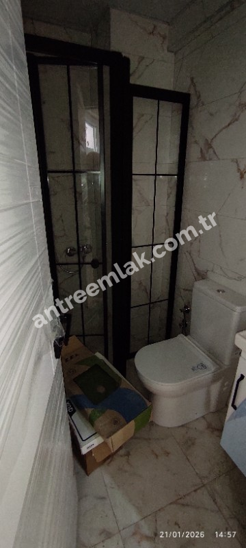 Antre Emlak'tan Kiralık Bahçelievler'de Hastane Yanı 2+1 Doğalgazlı Asansörlü Ebeveyn Banyolu Sıfır Daire