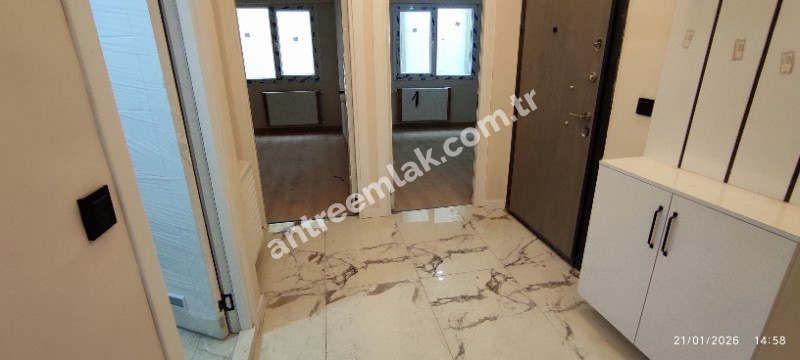 Antre Emlak'tan Kiralık Bahçelievler'de Hastane Yanı 2+1 Doğalgazlı Asansörlü Ebeveyn Banyolu Sıfır Daire