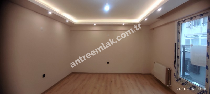 Antre Emlak'tan Kiralık Bahçelievler'de Hastane Yanı 2+1 Doğalgazlı Asansörlü Ebeveyn Banyolu Sıfır Daire