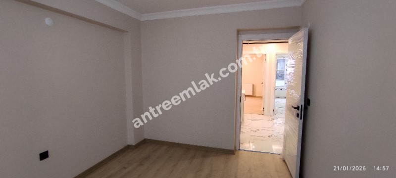 Antre Emlak'tan Kiralık Bahçelievler'de Hastane Yanı 2+1 Doğalgazlı Asansörlü Ebeveyn Banyolu Sıfır Daire