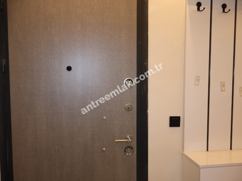 Antre Emlak'tan Kiralık Bahçelievler'de Hastane Yanı 2+1 Doğalgazlı Asansörlü Ebeveyn Banyolu Sıfır Daire