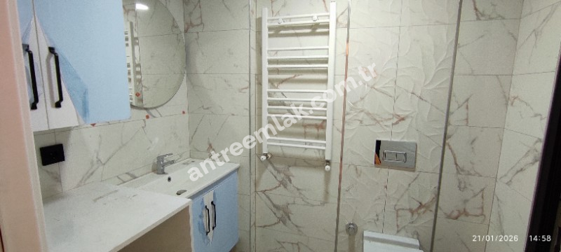 Antre Emlak'tan Kiralık Bahçelievler'de Hastane Yanı 2+1 Doğalgazlı Asansörlü Ebeveyn Banyolu Sıfır Daire