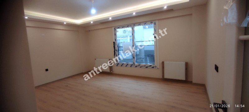 Antre Emlak'tan Kiralık Bahçelievler'de Hastane Yanı 2+1 Doğalgazlı Asansörlü Ebeveyn Banyolu Sıfır Daire