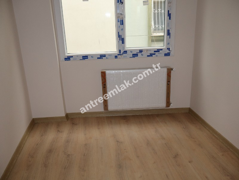Antre Emlak'tan Kiralık Bahçelievler'de Hastane Yanı 2+1 Doğalgazlı Asansörlü Ebeveyn Banyolu Sıfır Daire