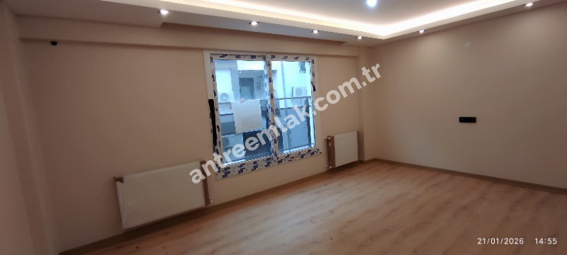 Antre Emlak'tan Kiralık Bahçelievler'de Hastane Yanı 2+1 Doğalgazlı Asansörlü Ebeveyn Banyolu Sıfır Daire