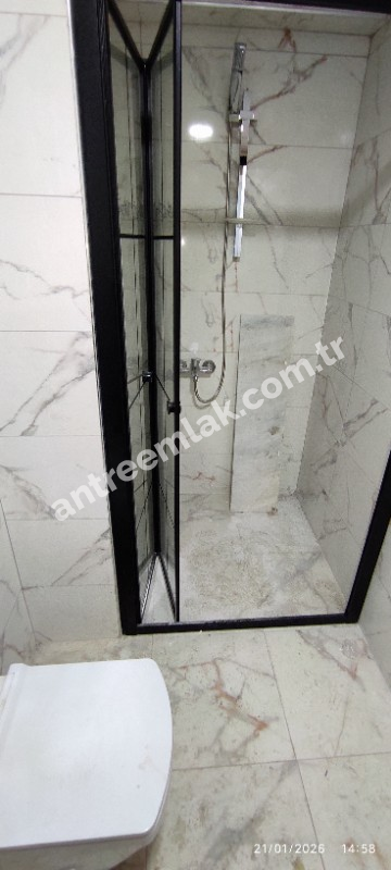 Antre Emlak'tan Kiralık Bahçelievler'de Hastane Yanı 2+1 Doğalgazlı Asansörlü Ebeveyn Banyolu Sıfır Daire