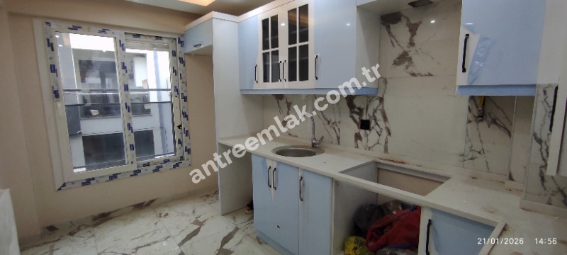 Antre Emlak'tan Kiralık Bahçelievler'de Hastane Yanı 2+1 Doğalgazlı Asansörlü Ebeveyn Banyolu Sıfır Daire