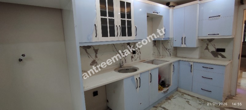 Antre Emlak'tan Kiralık Bahçelievler'de Hastane Yanı 2+1 Doğalgazlı Asansörlü Ebeveyn Banyolu Sıfır Daire