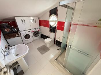 EFELER MAHALLESİNDE KÖŞE BAŞI BİTİŞİK NİZAM 3+1 AYRI MUTFAK FULL EŞYALI GENİŞ SATILIK VİLLA