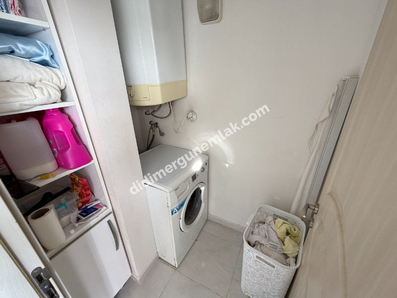 EFELER MAHALLESİNDE KÖŞE BAŞI BİTİŞİK NİZAM 3+1 AYRI MUTFAK FULL EŞYALI GENİŞ SATILIK VİLLA