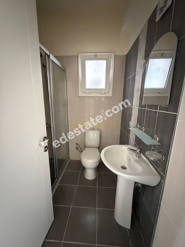 Lefkoşa Küçük Kaymaklı'da ZEMİN ÜSTÜ SATILIK 3+1 DAİRE