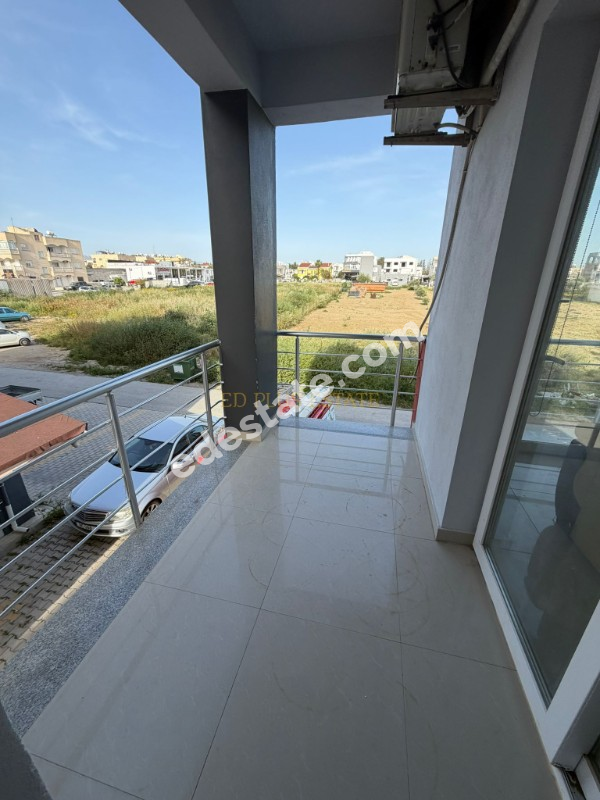 Lefkoşa Küçük Kaymaklı'da ZEMİN ÜSTÜ SATILIK 3+1 DAİRE