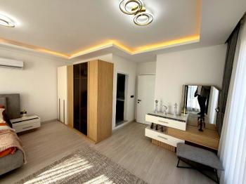 Didim'de Satılık Eşyalı 4+1 Villa