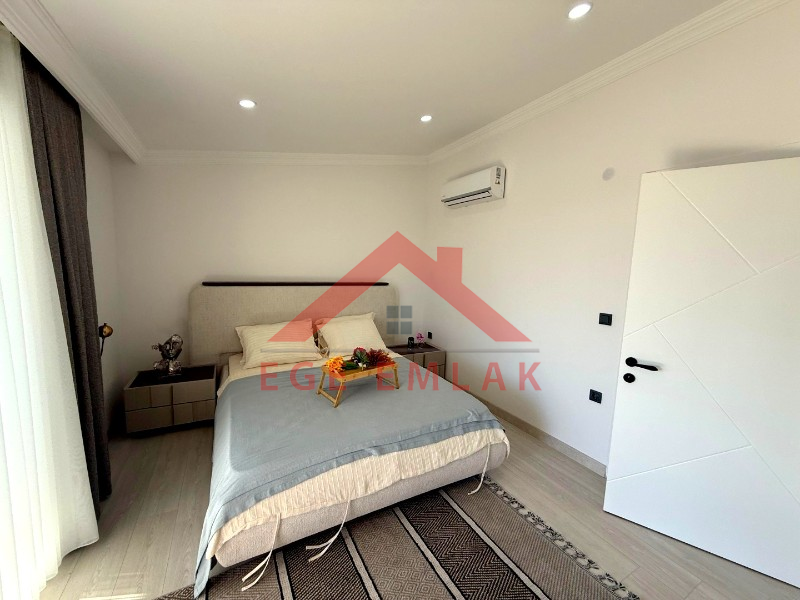 Didim'de Satılık Eşyalı 4+1 Villa