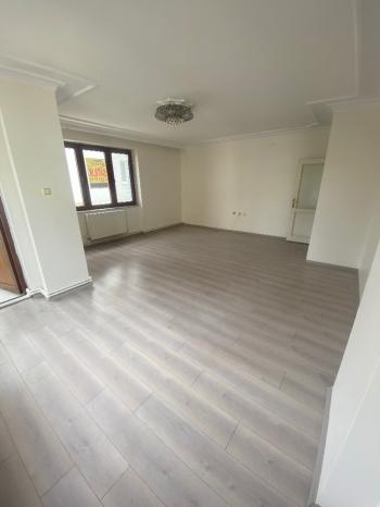 GÜVENAY - ÇORUM BAHÇELİEVLER İLKOKULU CİVARI 4+1 SATILIK DAİRE