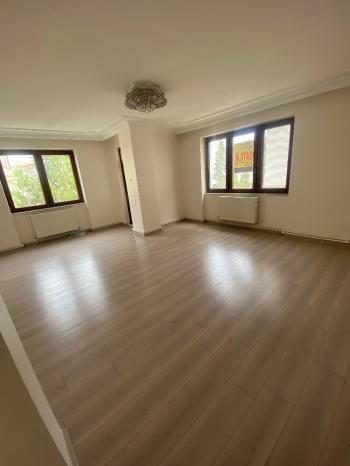 GÜVENAY - ÇORUM BAHÇELİEVLER İLKOKULU CİVARI 4+1 SATILIK DAİRE