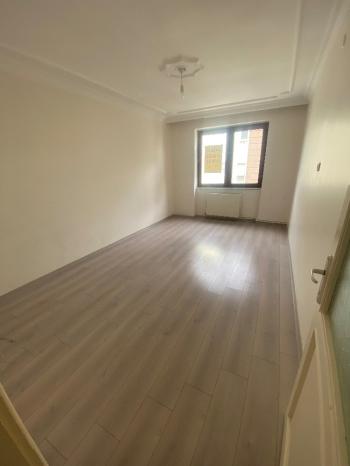 GÜVENAY - ÇORUM BAHÇELİEVLER İLKOKULU CİVARI 4+1 SATILIK DAİRE