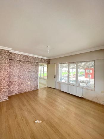 Güvenay - Çorum Traktörcüler Sitesi Kiralık Dükkan 