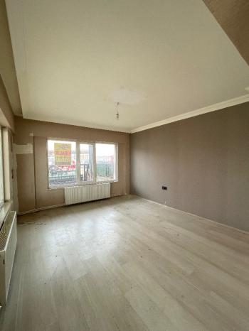 Güvenay - Çorum Traktörcüler Sitesi Kiralık Dükkan 