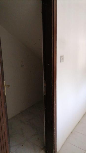 LEFKOŞA SANAYI'DA SATILIK FABRİKA 