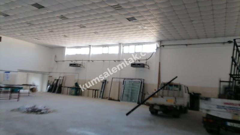 LEFKOŞA SANAYI'DA SATILIK FABRİKA 