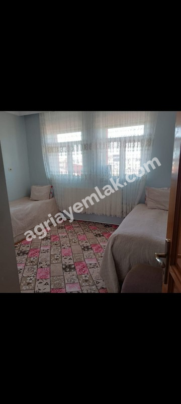 29 EKİM CADDDESİ 230 M2 7 KATLI KOMPLE SATILIK BİNA