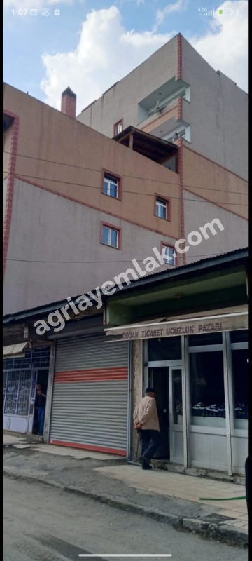 29 EKİM CADDDESİ 230 M2 7 KATLI KOMPLE SATILIK BİNA