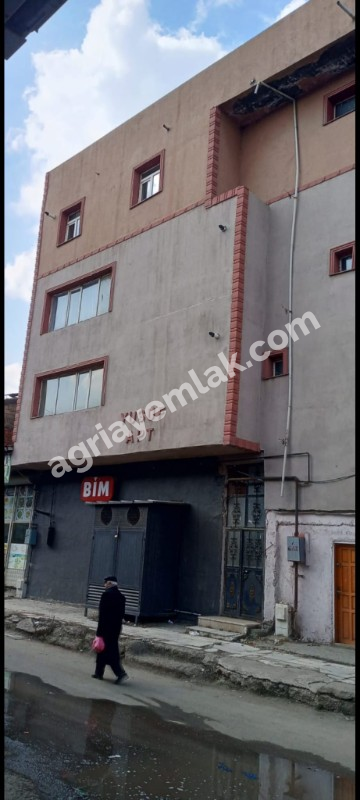 29 EKİM CADDDESİ 230 M2 7 KATLI KOMPLE SATILIK BİNA