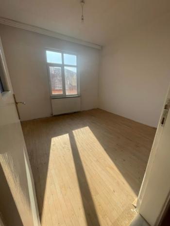 BEYAZKENT MAHALLESİNDE KİRALIK 2+1 DAİRE 