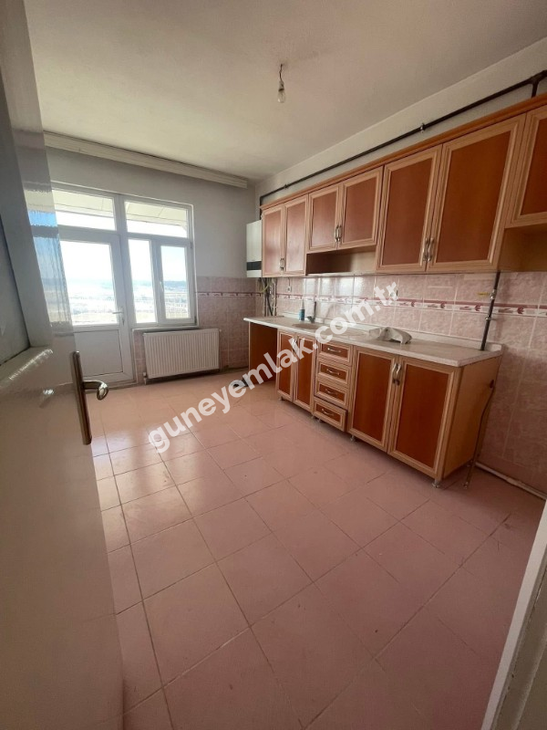 BEYAZKENT MAHALLESİNDE KİRALIK 2+1 DAİRE 