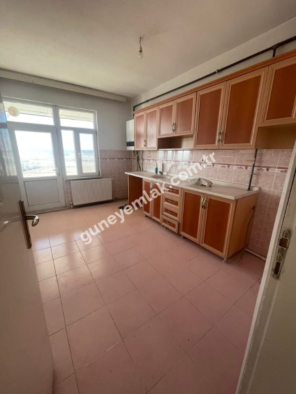 BEYAZKENT MAHALLESİNDE KİRALIK 2+1 DAİRE 