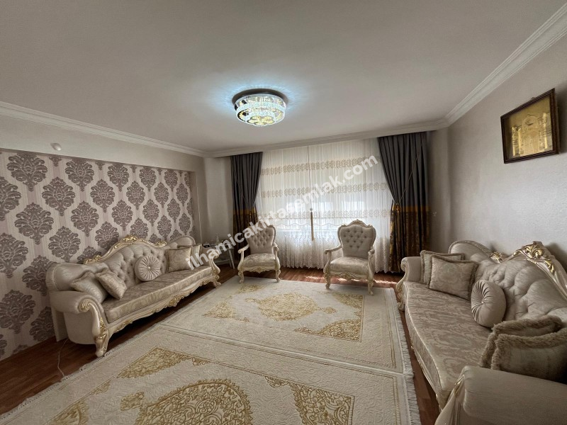 CEVDET PAŞA MAHALLESİNDE SİTE İÇİ 4+1 SATILIK DAİRE