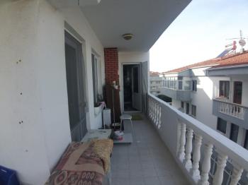 MUDANYA YENİ MAHALLE'DE DENİZ MANZARALI 2+1 SATILIK ARAKAT DAİRE